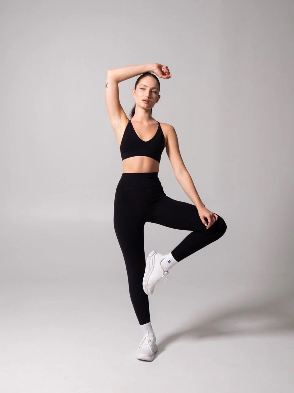 Buffbunny Legacy Leggings in Onyx Black - Size XS Tall